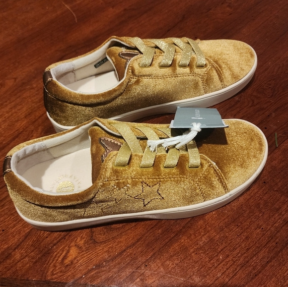 Revitalign Orthotic Velvet Malibu Sneakers Women's Size 7.5B - Picture 3 of 11